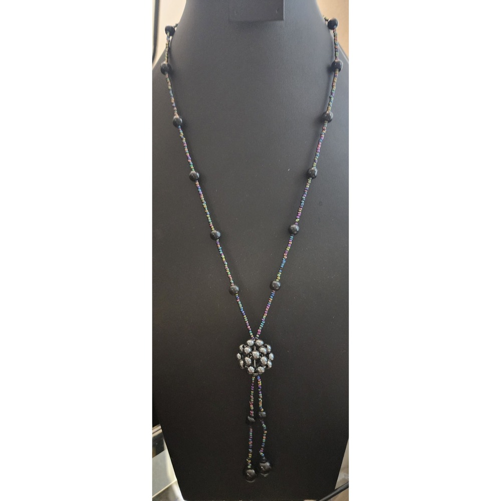 Iridescent Seed Bead Lariat Necklace Gunmetal Cluster Pendant Black Accents